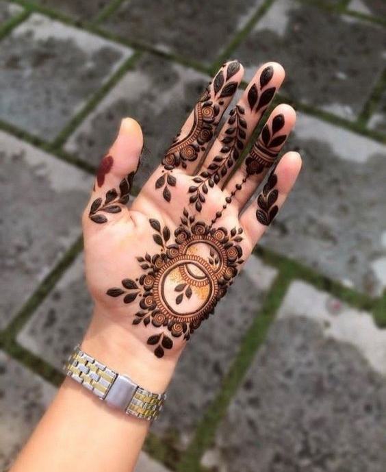 Short Front Side Mehndi Design