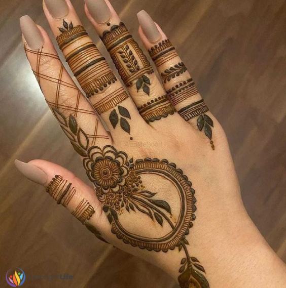 Simple Back Hand Mehndi Designs (1)